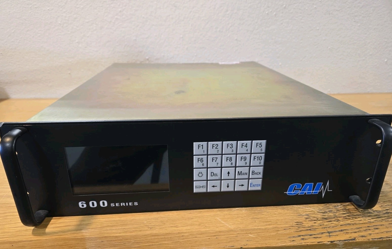 CAI 600 Series NOx Analyzer HCLD-C Gas Analyzer California Analytical *READ DESC