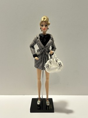 FASHION ROYALTY ECHELON FR MONOGRAM INTEGRITY TOYS - DISPLAYED - READ SEE PICS