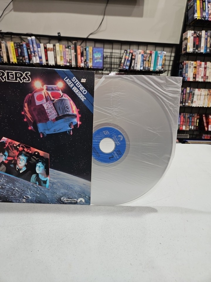 Explorers (Laserdisc,1985) Rare Joe Dante River Phoenix Great Condition