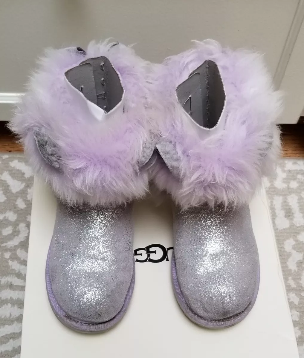 EUC UGG Australia Fluff Squad Maizey Classic II Silver Lavender Boots Girls 4