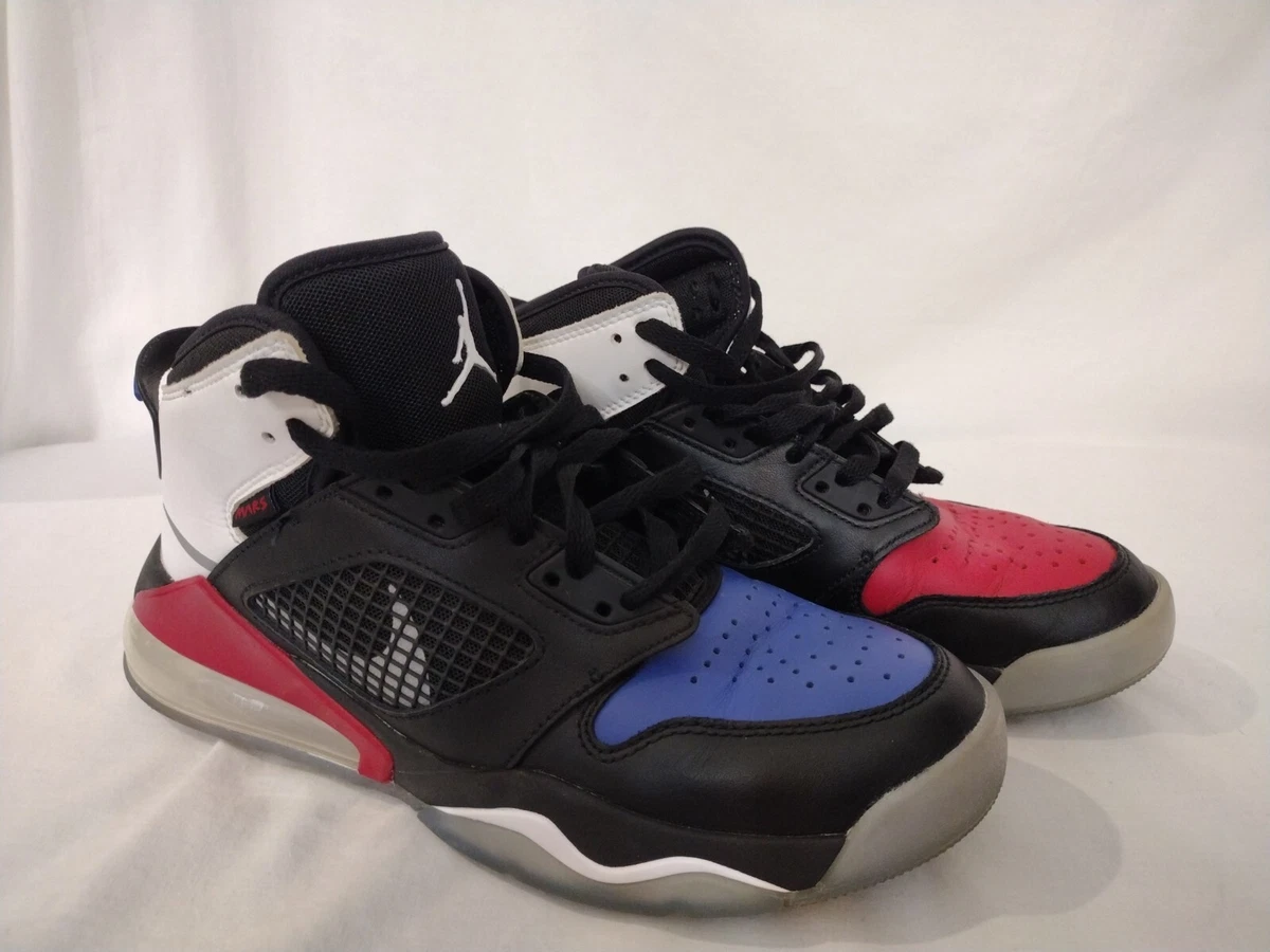 Jordan mars 270 deals red and blue