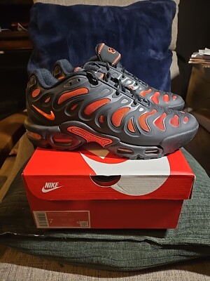 AIR Max Plus DRIFT SIZE 7  BLACK/CRIMSON