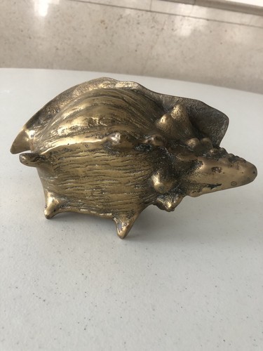 Vintage Hollywood regency Conch Shell vase Solid Brass w/Lots of Patina C8 - Picture 6 of 11