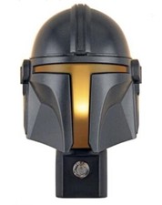 Star Wars The Mandalorian Casco LED Enchufable Detección de Luz Luz Nocturna Nuevo