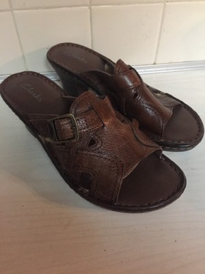clarks clog sandals