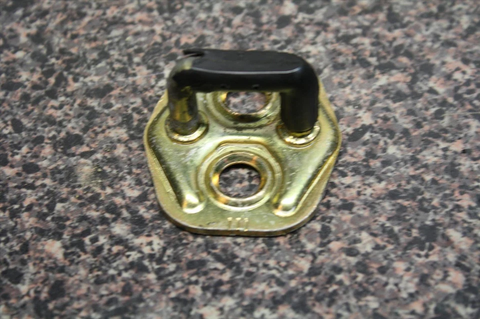 Nissan Máxima 1998 GLE PUERTA STRIKER PANEL PESTILLO 7Y3 98 Foto 3 de 4