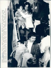 1975 Photo Red Cross Volunteers Oakland CA Orphans US South Vietnam Children