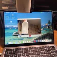 MacBook Air 13” M3 2024  ( A3113 )  liquid on corner * DISPLAY ONLY  FOR SALE *