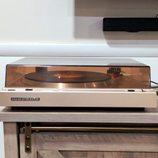 Marantz TT 4000 Quartz Direct Drive Turntable Record Player w/ Dust Cover