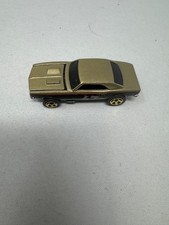 Hot Wheels '67 Camaro Gold Black #67 Multipack 1982 Base Opening Hood