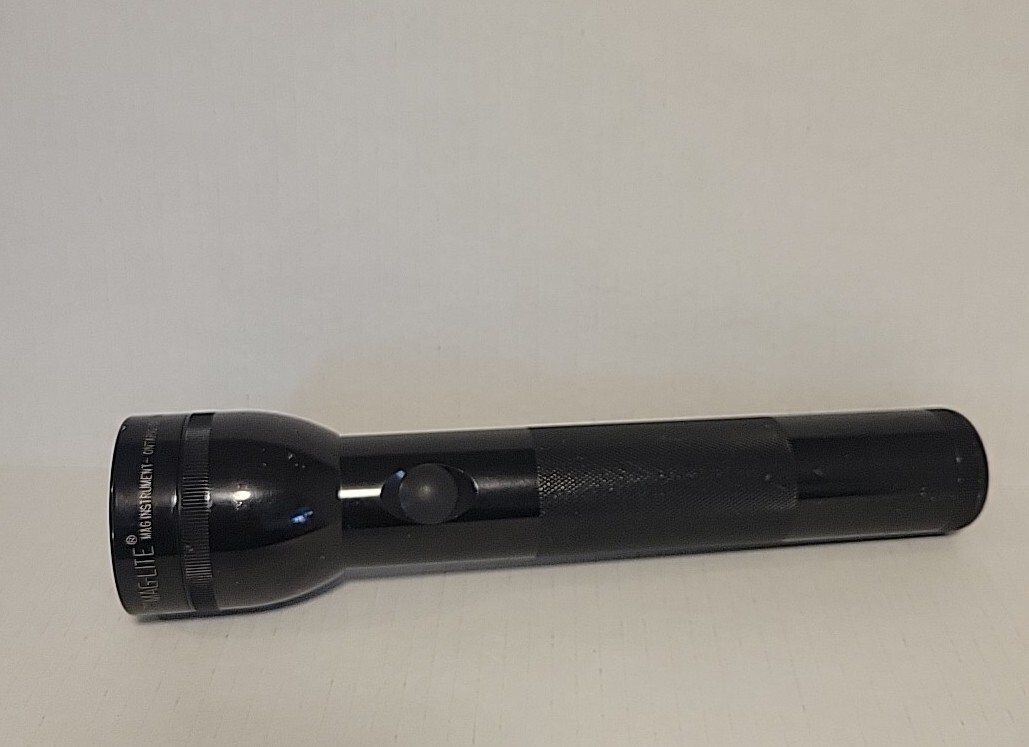 Mag-lite Heavy Duty 2-D Batteries (Tested)