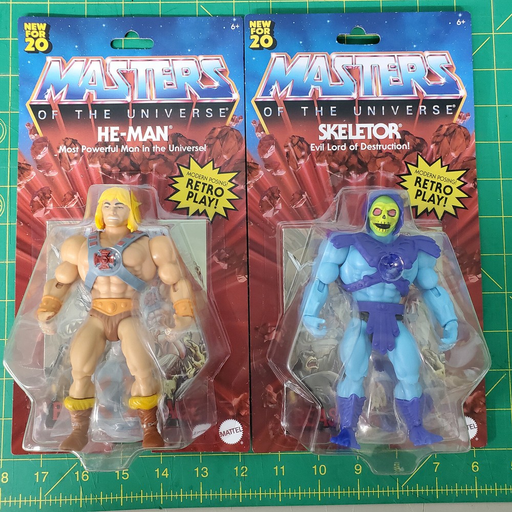 Masters of the Universe  Both He-Man and Skeletor Battle Figures MOTU