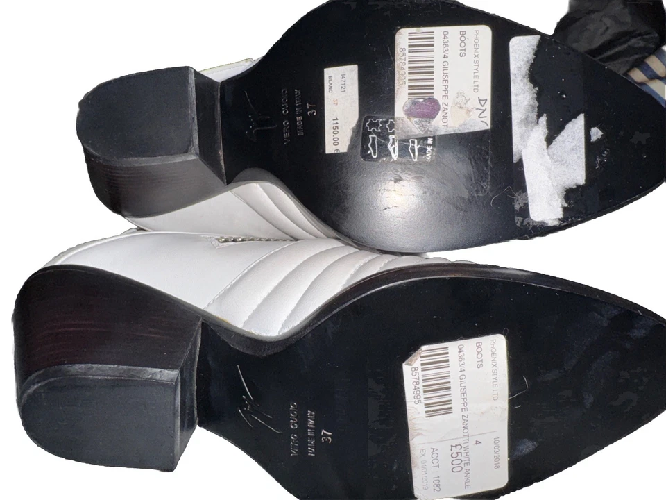 $1150 Retail❤️37 Giuseppe Zanotti Leather Moto Biker Ankle Boots Quilted White - Image 3 of 4