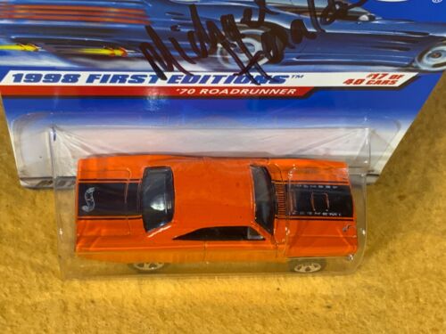 O9-41 HOT WHEELS FIRST EDITIONS - ‘70 ROADRUNNER - MICHAEL HERALDA AUTOGRAPHED - Picture 5 of 12