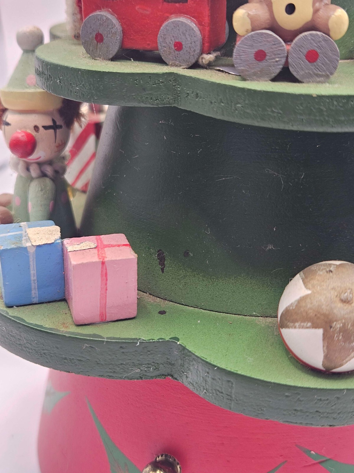 Vintage ENESCO Toyland Wooden Christmas Tree Music Box 1983 (FLAWD