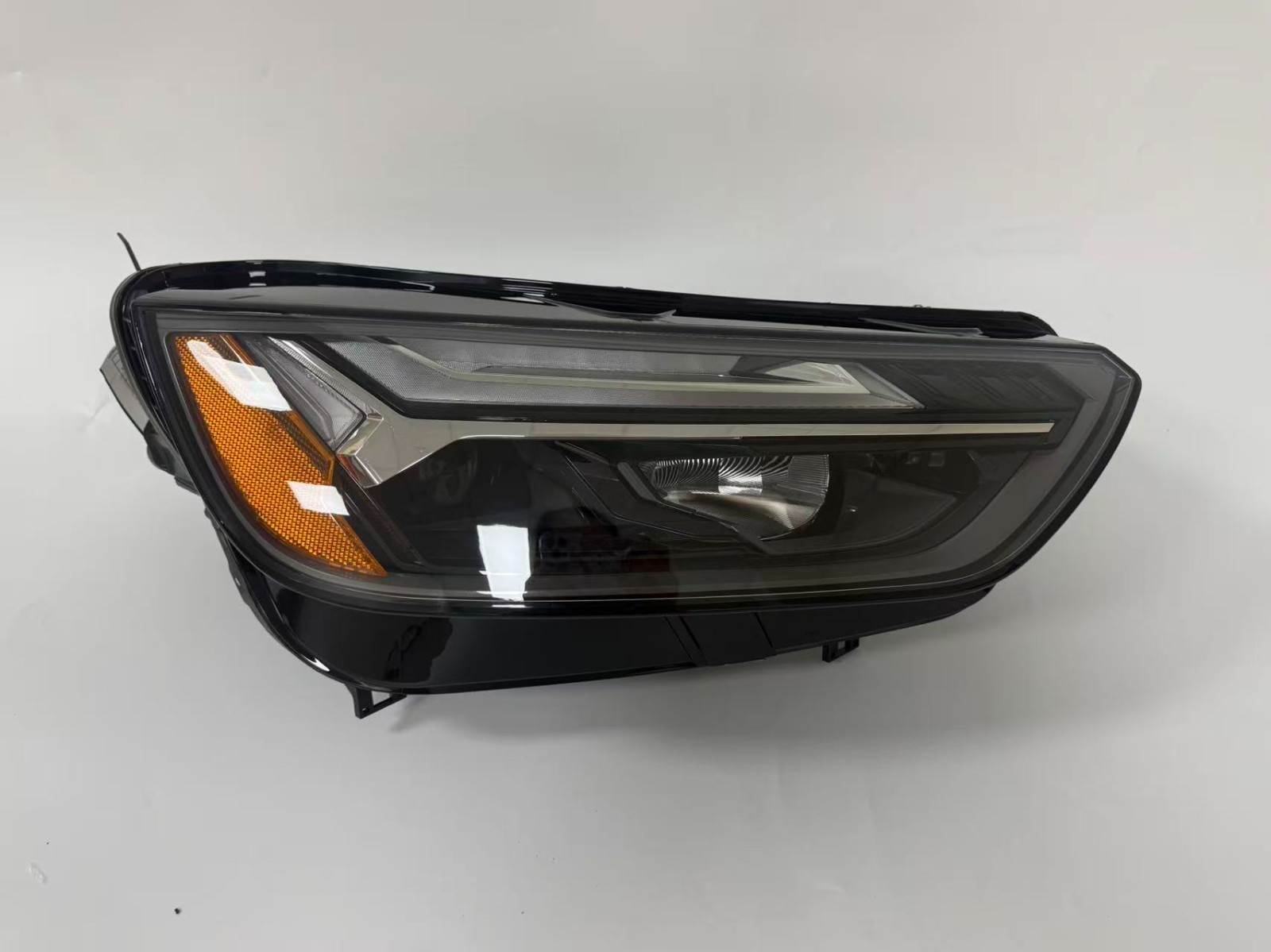 2021-2025 AUDI Q5 SQ5 Right RH PASSENGER Side LED HEADLIGHT OEM 80A941774F