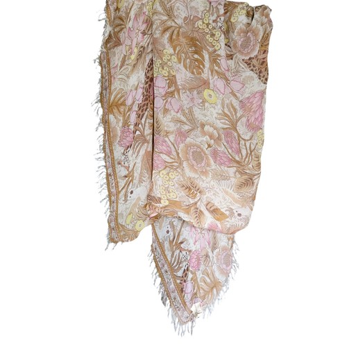 Sciarpa da viaggio Spell and the Gypsy Jungle stampa sarong scialle fiori giraffa uccellini - Foto 5 di 9