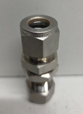 NEW NO BOX SWAGELOK 1/2" TUBE STAINLESS BULKHEAD UNION SS-810-61
