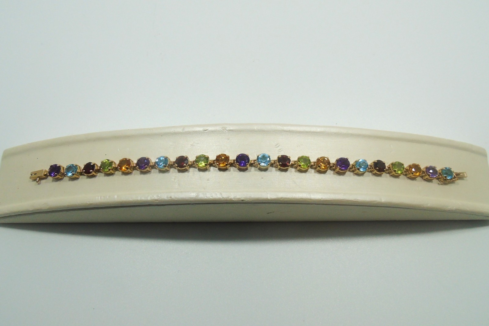 Vintage 10k Gold Multi-Color Tennis Bracelet size 7in, 8.72g
