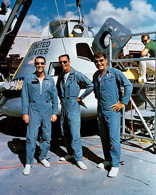 WALLY SCHIRRA APOLLO 7 PRIME CREW DON EISELE CUNNINGHAM 8X10 NASA PHOTO (BB-042)