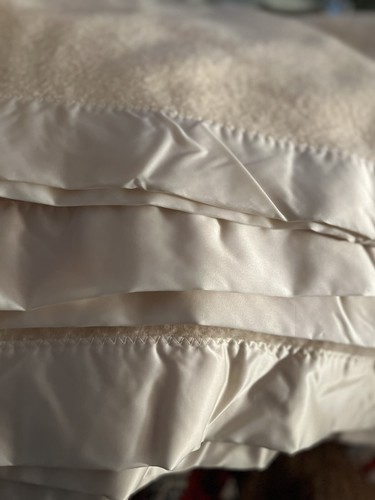 Nueva Manta de Lana Merino Early's Of Witney Henry Pure con Borde Satinado 72X98 MARFIL - Imagen 4 de 8