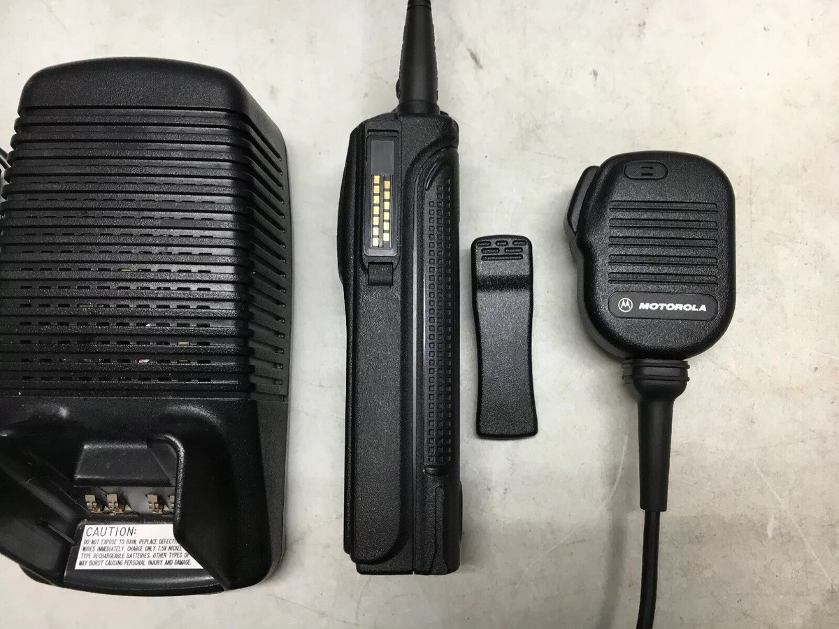MOTOROLA XTS5000 II UHF 450-512mhz DIGITAL Radio H18SDF9PW6AN