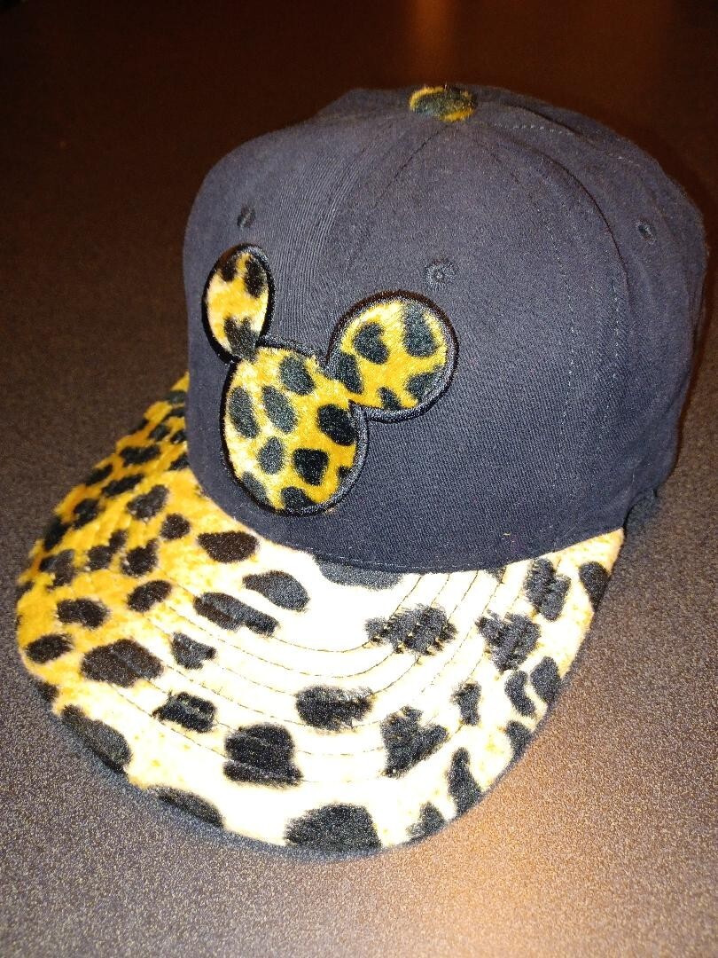Walt Disney World Fuzzy Animal Kingdom Mickey Cap Baseball