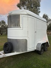 Horse float straight load aus made 1995