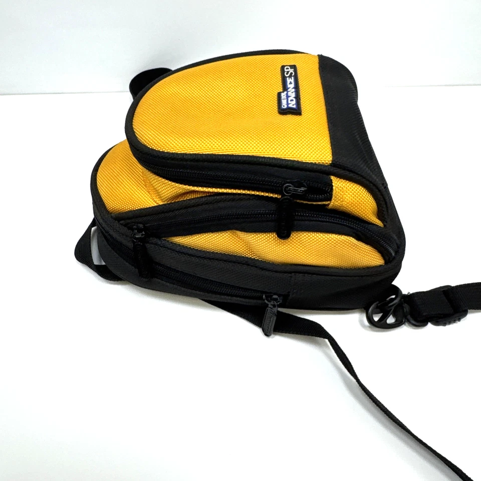 任天堂 GameBoy Advance SP 手提背包单肩包黄色和黑色保护壳 — 第 4/4 张图片