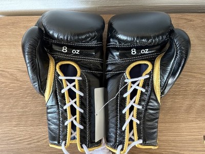 Winning Boxing Gloves 8 oz MS-200 Lace Up Black × Gold Old Logo