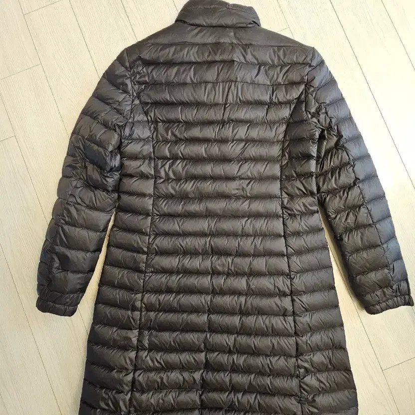Moncler Barbel Lightweight Long Puffer Jacket Black 55 thumbnail 8