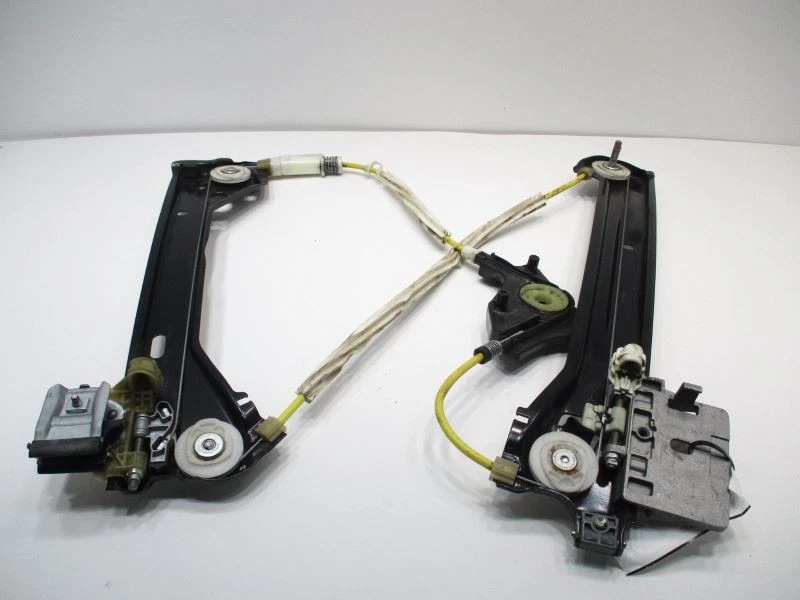 14-19 MERCEDES BENZ CLA LEFT REAR WINDOW REGULATOR 1177300179 44570 - Image 4 of 4
