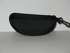 SUNGLASSES BLACK SOFT ZIP CASE  1 CLEANING CLOTH FITS PRADA RAYBAN OAKLEY NIKE