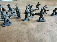 Homemade 1/72 WWII German Army Colored Soldiers 20pcs/Set Finished Model NEW