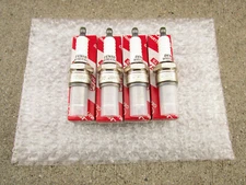FITS 79 - 95 TOYOTA PICKUP 2.2L / 2.4L 4CYL SPARK PLUG OEM BRAND NEW QTY 4