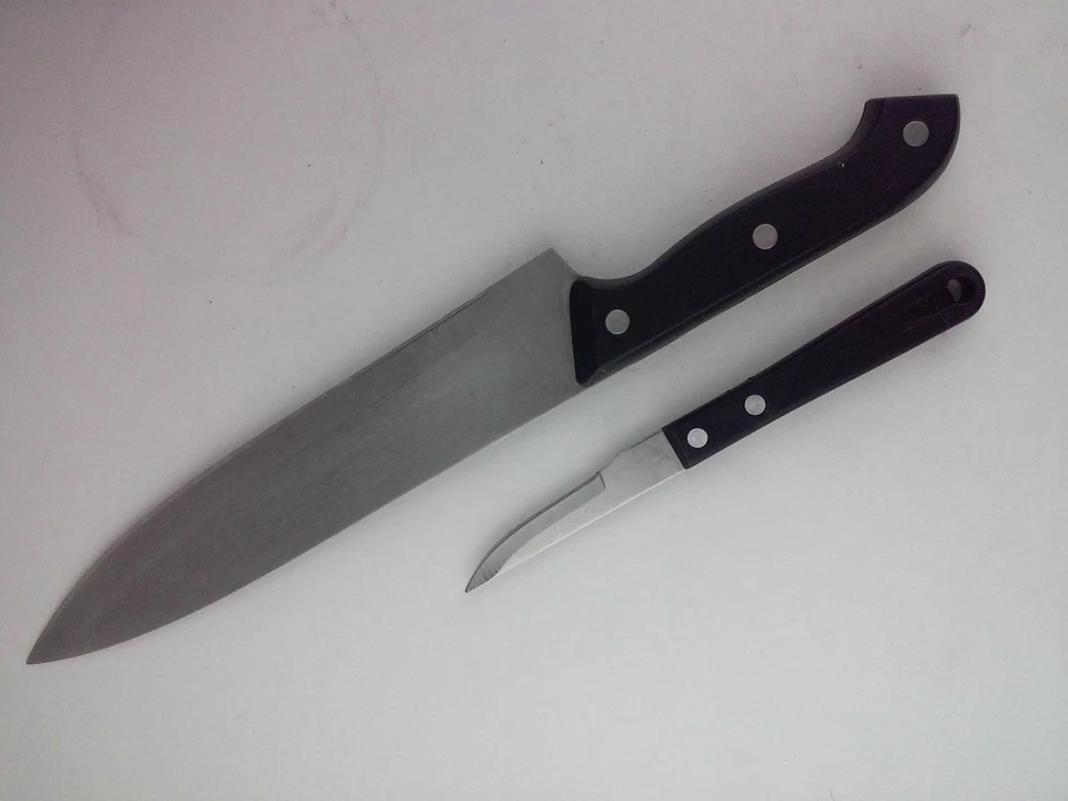 Juego de cuchillos de chef Good Cook de hoja de 8" y cuchillo de pelar de hoja de 3" Foto 3 de 4