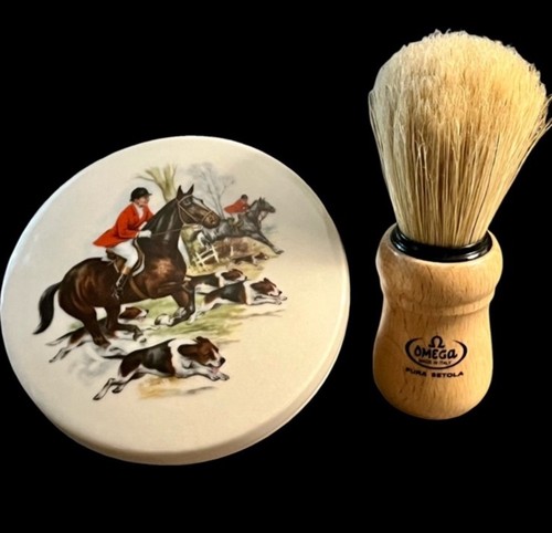 Vintage English Fox Hunt Shaving Mug Soap Dish w Soap Omega Boar Brush