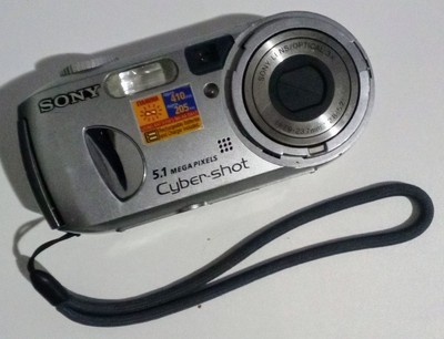 Sony Digital Camera Cybershot DSC-P93A 5.1MP With Memory Stick Duo