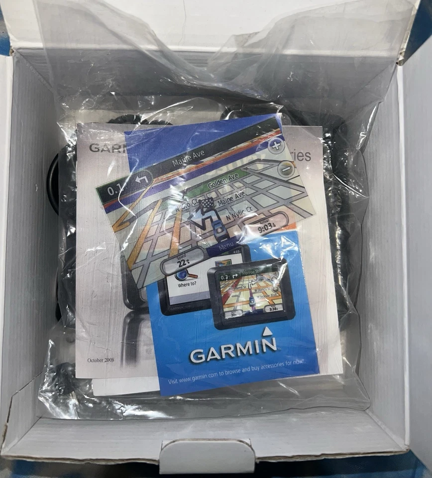 Garmin Nuvi 255W GPS Navigation PREOWNED - Image 4 of 4