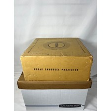Vintage Kodak Carousel Projector Model 550 with Ektanar 5 inch f3.5 Lens Boxed