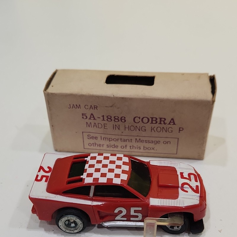 Jam Car Cobra 5A-1886 Red #25 HO Scale Slot Car with Box Age Level 8-11 Years