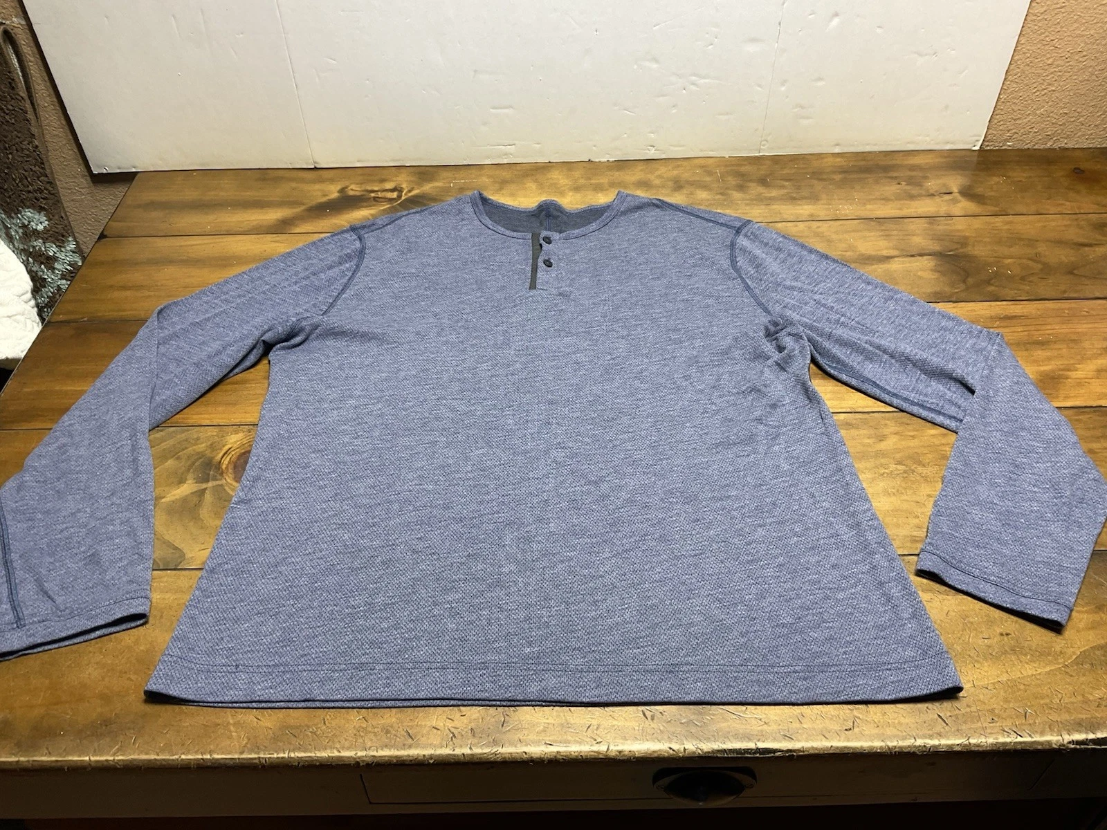 Lululemon Metal Vent Tech Henley Shirt Mens Size XL Heather Blue Long Sleeve