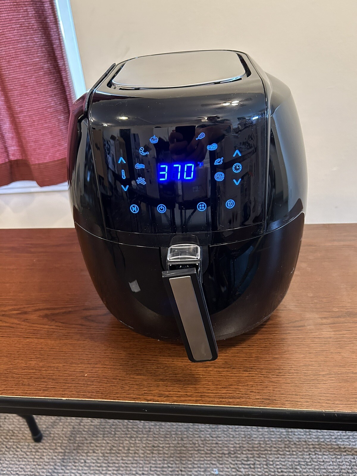 GoWISE USA GW22731 5.8 Quart Air Fryer with Recipe Book Black