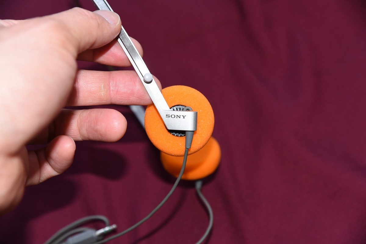 SONY MDR-4 DYNAMIC Stereo Headphones For SONY TPS-L2 WM-3 WALKMAN