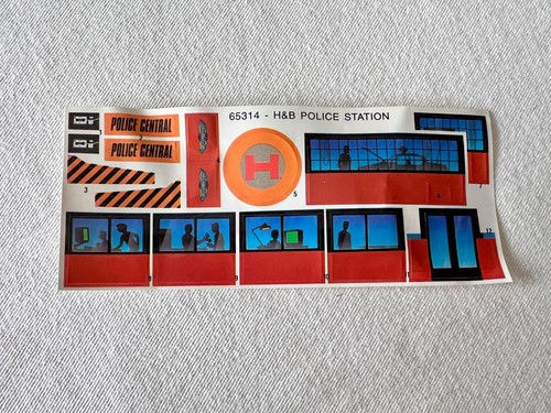 Lotto Playset Micro Macchine Galoob vintage anni 80-90 con auto e accessori - Foto 7 di 24