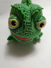 NWT New Pascal Plush Disney Parks Tangled Authentic Rapunzel 9" Chameleon Toy 