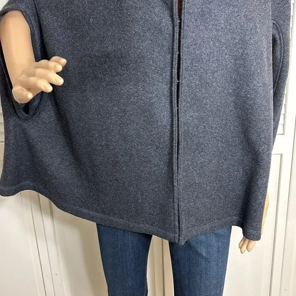 NWT Chico s Kennedy Gray Pleated Back Wool Blend Cape Small and Medium - Image 4 of 4
