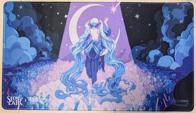 Ultra Pro Hatsune Miku Inspiring Vantage Secret Lair Stitched