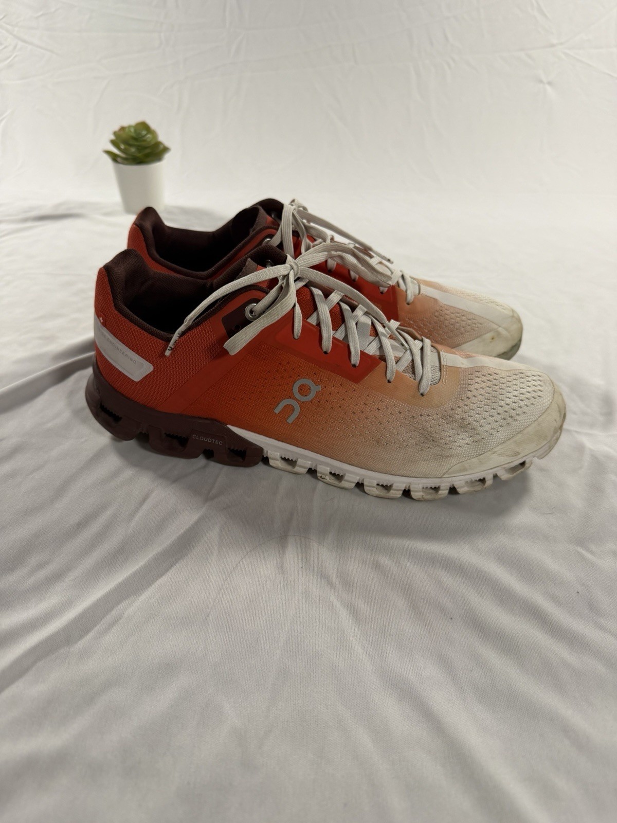 Size 10 - ON Cloudflow Rust Eclipse - image 5