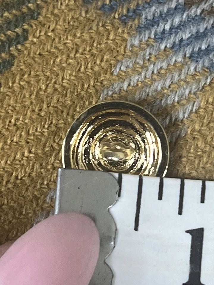 St. John Replacement Buttons Round SJ Yellow & Gold Cream Enamel - Image 4 of 4